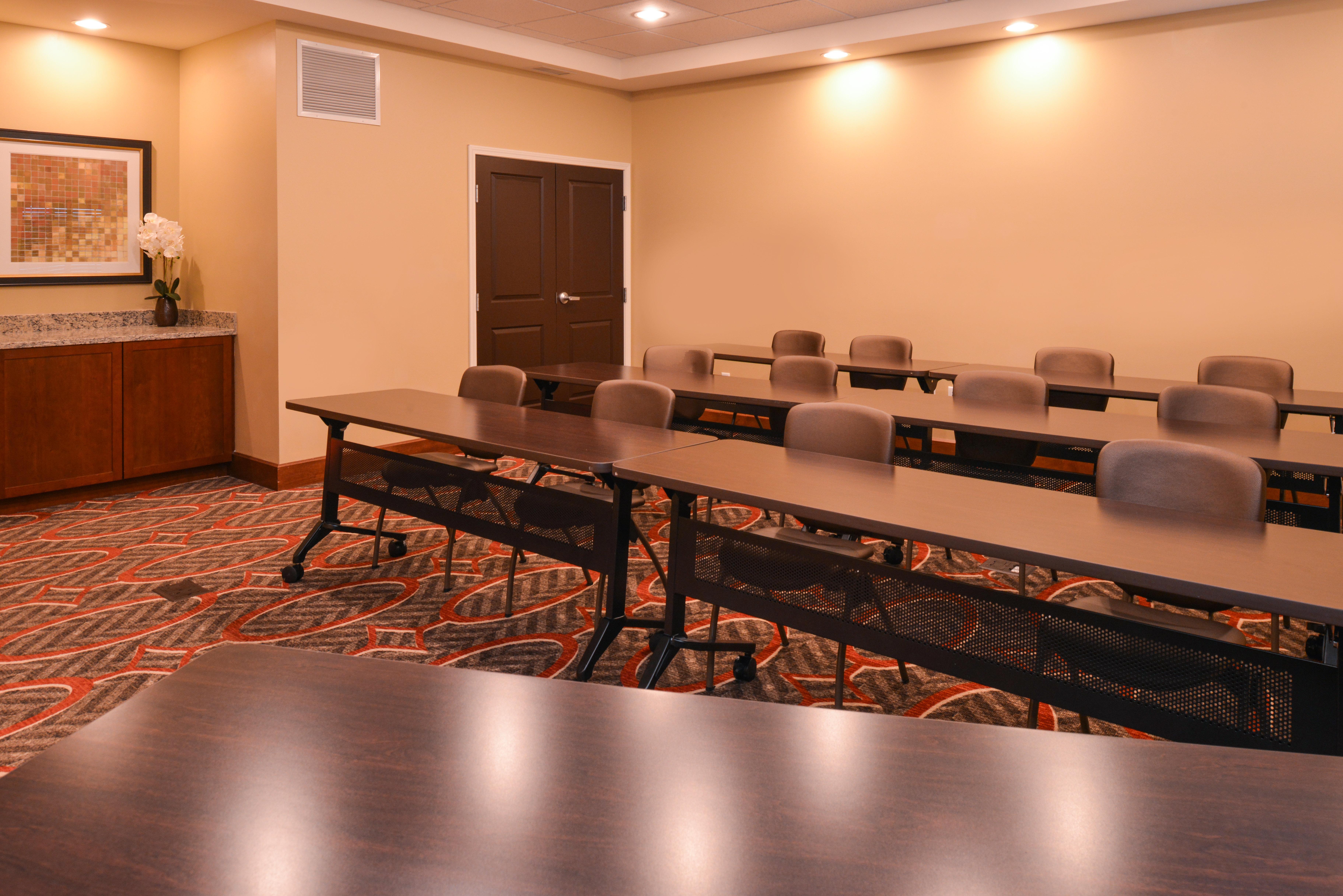 Staybridge Suites Merrillville By Ihg Extérieur photo